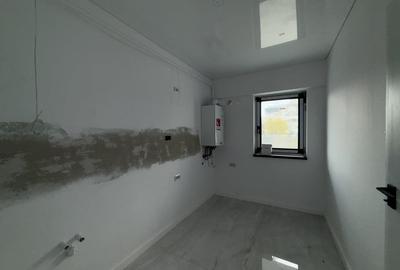 APARTAMENT 3 CAMERE , NICOLINA , DECOMANDAT , ETAJ INTERMEDIAR - 4