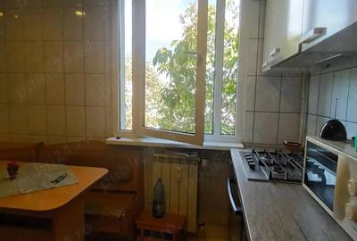 Apartament cu 3 camere semidecomandat în Drumul Taberei - 3