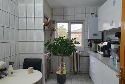 Apartament 3 camere,hol patrat, logie, balcon, et 3, CT, mobilat, ultracentral - 5