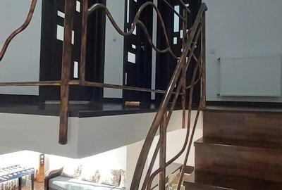 Casă cu 3 camere în Noapteș - 5