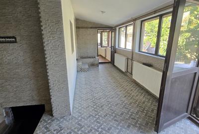 Casă cu 2 camere în Tărtășești - 3
