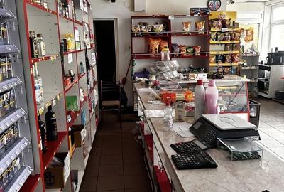 Spațiu comercial, de 58 mp, în Central - 4