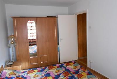 Apartament cu 2 camere semidecomandat în Piața Centrală - 4