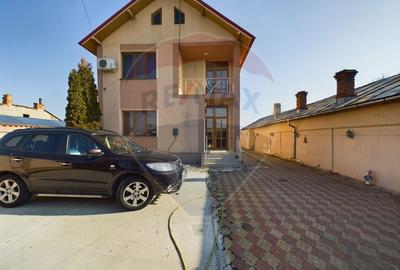 Casa 6 camere de vanzare mobilata utilata in Targoviste cartier Sarbi - 7