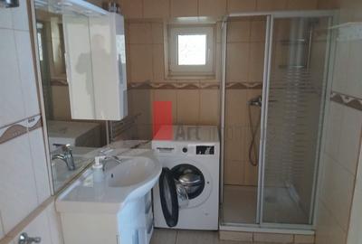 Apartament cu 3 camere semidecomandat în Universitate - 2
