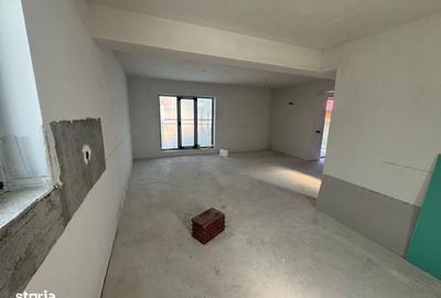 Casă cu 4 camere în Ghioșești - 11
