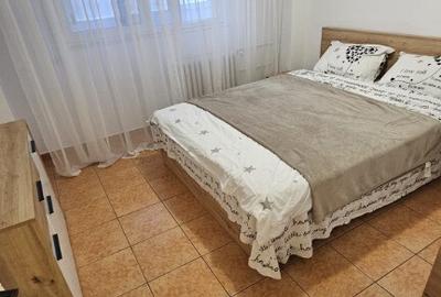 Apartament cu 3 camere semidecomandat în Dristor - 3