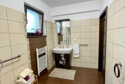 Casă individuală cu 7 camere cu Canalizare în Iris - 14