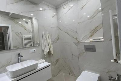 Apartament cu 2 camere decomandat în Apărătorii Patriei