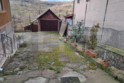 Casă cu 4 camere cu Teren 1017 Mp în Central - 6