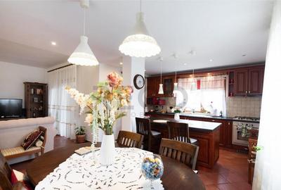 Casă cu 6 camere cu Teren 600 Mp în Cordău - 3