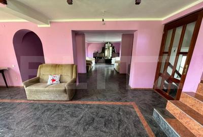 Casă cu 7 camere cu Teren 1300 Mp în Plopeni - 4