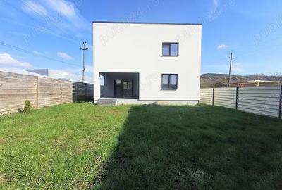 Casa Noua, Direct Proprietar , Zona Linistita - 1