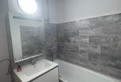 Apartament cu 2 camere decomandat în Ultracentral