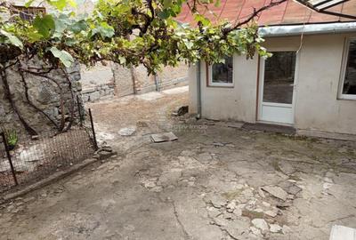 Oravita, Casa la Cheie, 7 Incaperi, Posibilitate Mansardare, - 13