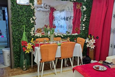 Apartament cu 2 camere semidecomandat în Pod