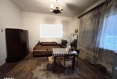 Casă cu 3 camere cu Teren 61 Mp în Central - 7
