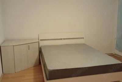 Apartament cu 3 camere decomandat în Central - 1