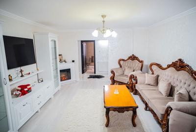 Apartament cu 3 camere în Central - 1