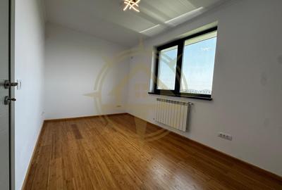 Casă cu 5 camere cu Teren 500 Mp în Dumbrăveni - 3