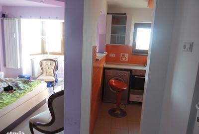 Garsonieră decomandată în Central - 2