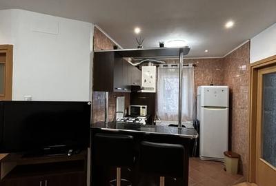 Apartament de inchiriat Uta 3 camere - 6