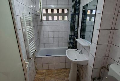 360 euro!!!Ap.cu 2 camere cu centrala proprie Zona Prefectura - 10