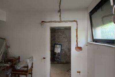 Casă individuală cu 7 camere cu Canalizare în Capitale - 5