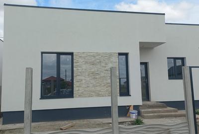 Casa de vanzare - Comuna Berceni - 1