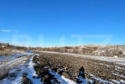 Teren de 3510 mp, în Fălticeni - 1