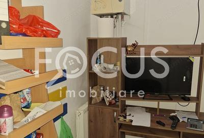 Spațiu comercial, de 160 mp, în Central - 13