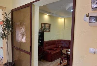 Casa de vanzare zona centrala - 1