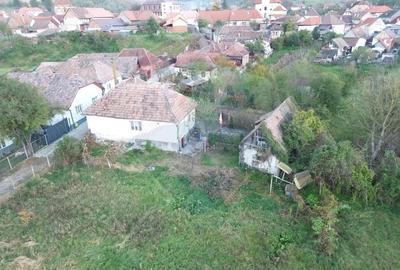 Casă cu 3 camere cu Teren 634 Mp în Axente Sever