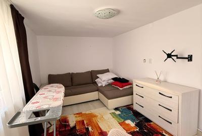 Casă individuală cu 4 camere cu Canalizare în Central - 8