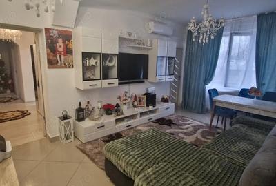 Apartament cu 3 camere semidecomandat în Central - 9