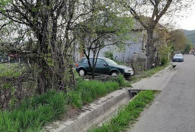 Teren de 2000 mp, în Vețel - 2