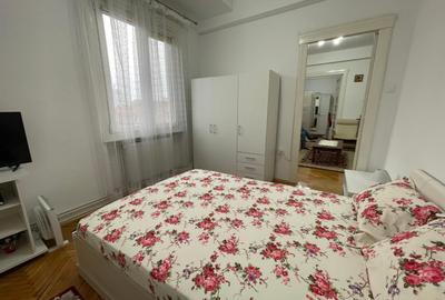 Apartament cu 3 camere semidecomandat, mobilat în Universitate - 3