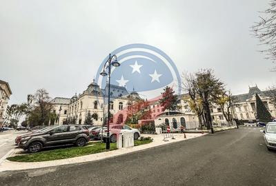 Inchiriez apartament central doua camere - 3