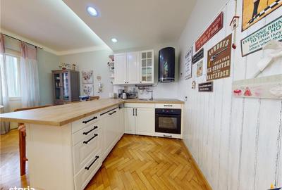 Apartament cu 3 camere în Noua - 3