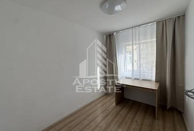 Apartament 4 camere , zona complex , centrala proprie - 3