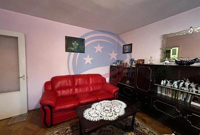 Apartament cu 3 camere decomandat în Siloz - 4