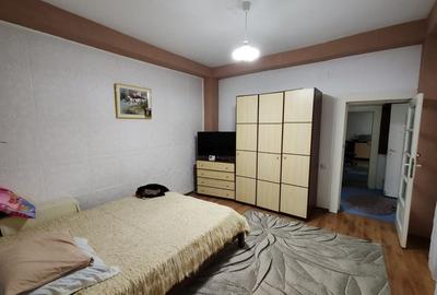 Casa 5 camere - langa metrou Brancoveanu - curte, centrala, mansarda Casa 5 camere - langa metrou Brancoveanu - curte, centrala, mansarda - 7