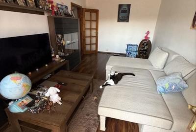 Apartament cu 3 camere decomandat în Lipovei - 2
