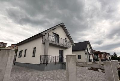 Casă cu 4 camere în Corunca - 6