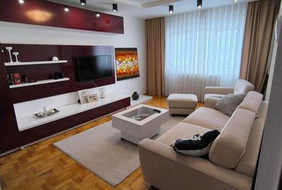 Apartament cu 4 camere decomandat în Lotus - 1