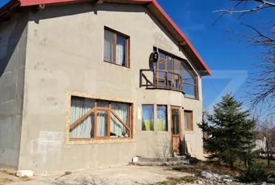 Casă cu 4 camere cu Teren 1500 Mp în Central - 16