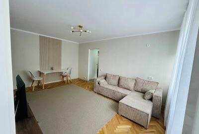 Apartament cu 2 camere semidecomandat, mobilat în Drumul Taberei