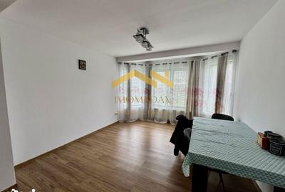 Casă cu 5 camere cu Teren 430 Mp în Sânmihaiu Român - 2