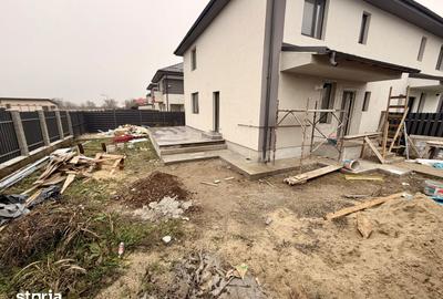 Casă cu 4 camere cu Teren 270 Mp în Glina - 1