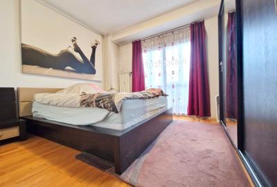 Bulevardul Decebal stradal, vedere la bulevard - 3